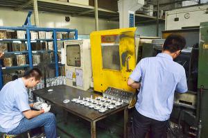 壓鑄公司必讀，壓鑄工藝的實現(xiàn)時的一些問題